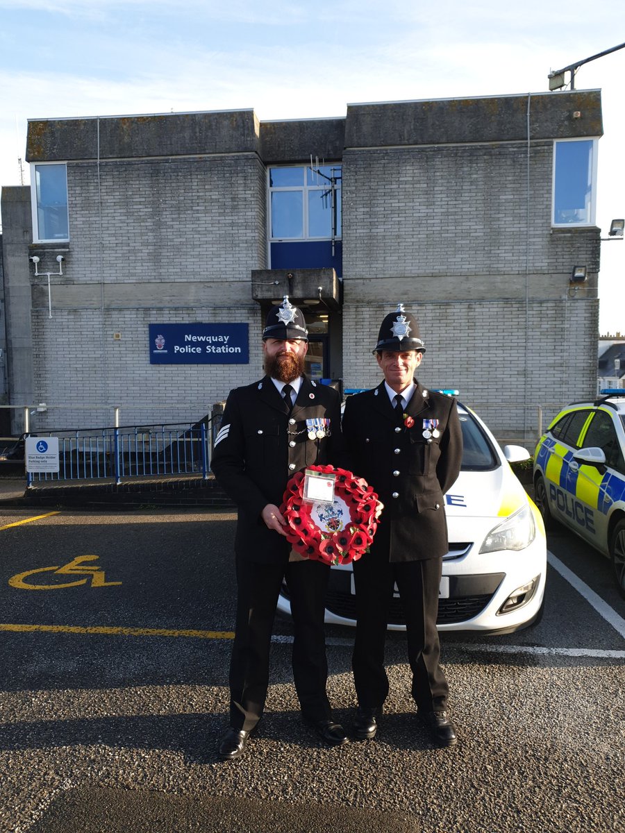 Newquay Police (@newquaypolice) on Twitter photo <a href="/NewquayInsp/">Insp Guy Blackford</a> Insp Blackford and <a href="/NewquayPolice/">Newquay Police</a> Sgt Applewhite join the town in paying respect to, and remembering those who served in the Armed Forces. <a href="/NewquayInsp/">Insp Guy Blackford</a> Insp Blackford and <a href="/NewquayPolice/">Newquay Police</a> Sgt Applewhite join the town in paying respect to, and remembering those who served in the Armed Forces.