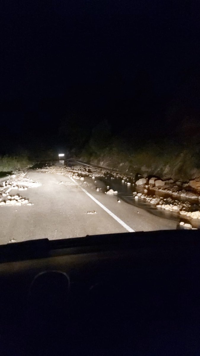 elBoixar's tweet photo. Vatres sabeu com està la cv-105 que puja a Castell de Cabres??? Sou tant irresponsables @Ruta99Avant de no saber l'estat de les carreteres en una ruta motera? https://t.co/s2B8qRSiiE
