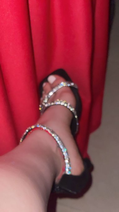 Watch M🦋G's leaked NSFW photo on TwXstars