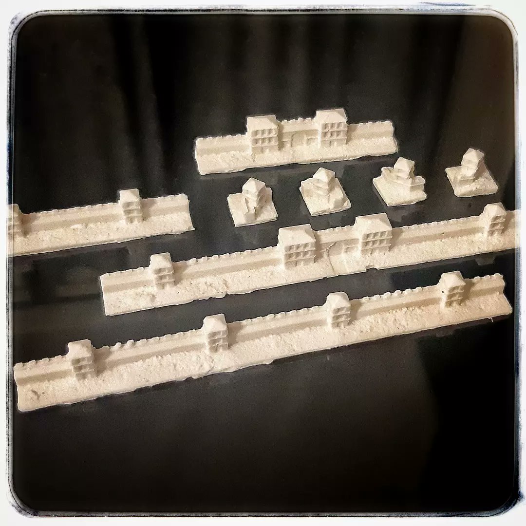 🏛 Roman city new releases 🏛
This afternoon available in my store.
- Roman Theathre
- Roman Pantheon
- Roman walls
In resin and ready to be painted, earth texture included.
#epicscale #historicalwarfare #historicalminiatures #ancientwargame #ancientwargames #tabletopgames