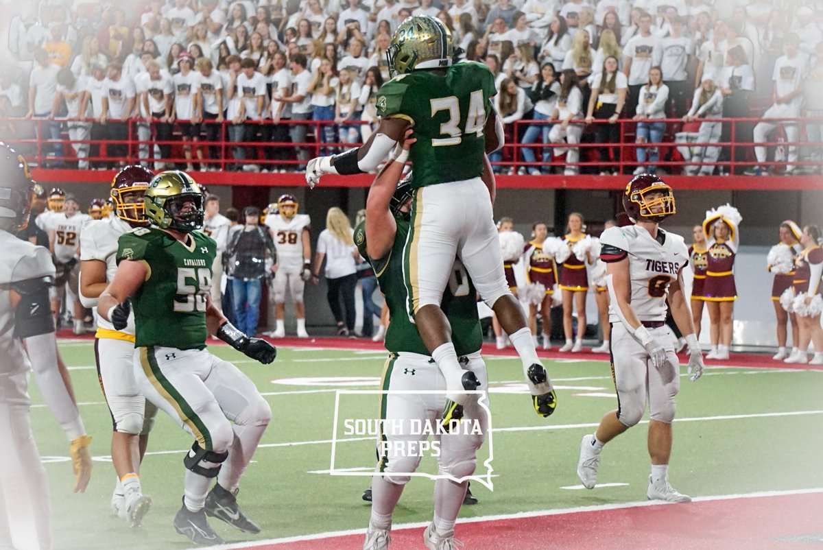 <a href="/Nelsonwright41/">Nelson Wright</a> is HIM! 🫡😤

20 Carries for 162 yards and 3 touchdowns. 8.1 Yards per carry and a long of 67 yards. 

#SDPreps <a href="/SFJeffersonFB/">Sioux Falls Jefferson Football</a> #BigChamp