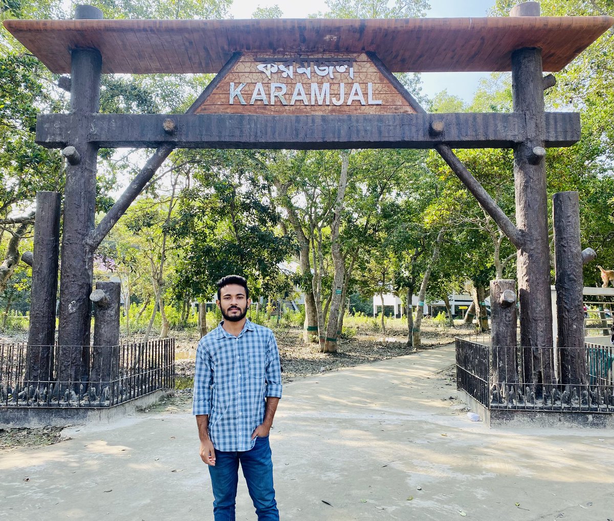 rezviofficiall's tweet photo. Hello karamjam
#sundorbon
#kulna
#rezvikhan
#rezvi01 https://t.co/eGJyPkzvAn
