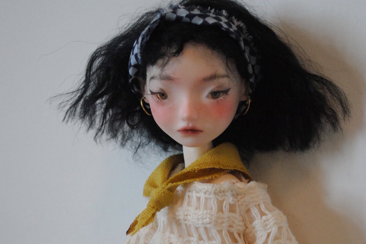 TeaTreeParty's tweet photo. I made hairband for my bjd doll 今天是成熟少女吱吱！

#bjd #bjdthailand #doll #創作人形 #ドール #ooakdoll #kawaiigirl #BJD https://t.co/uly6GEvUmQ