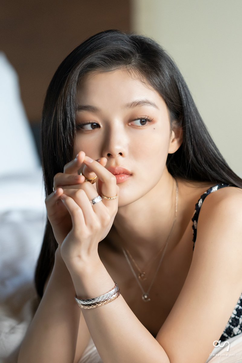 uriyoojungie's tweet photo. Her visuals belong to the museum. 

#KimYooJung #KimYooJung #김유정 https://t.co/XxCzCdyzs2