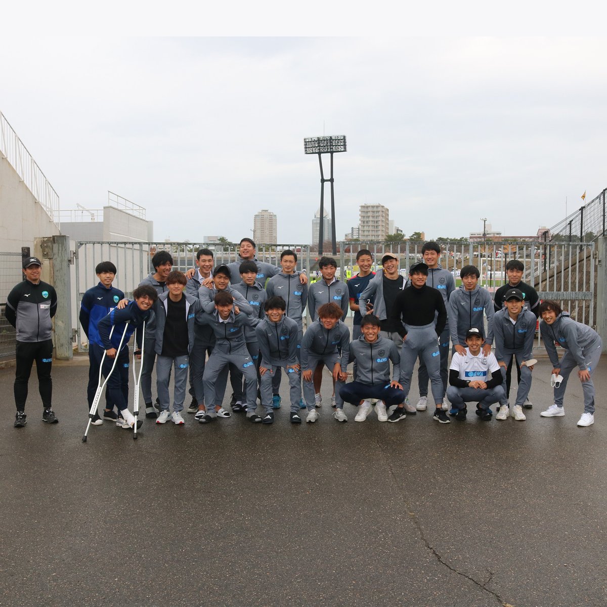 cobaltore's tweet photo. 地域CLは1敗2分の結果となり、決勝ラウンド進出とはならず、今シーズン、全ての公式戦を終えました。
1年後の昇格へ向けて、今日からしっかり力を蓄え、新シーズン開幕に備えます。

今後のスケジュール等は決定次第お知らせいたします。

1年間、選手、チームを応援いただきありがとうございました。 https://t.co/J33dQopBnk