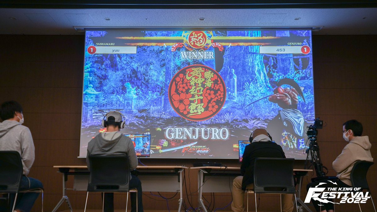 KOFesGaming's tweet photo. ✧┈┈┈┈┈┈┈┈┈┈
 #KOFes サムスピ 表彰🏅
┈┈┈┈┈┈┈┈┈┈┈

栄えある優勝に輝いたのは…

✨yuu選手 &amp; まさとん選手✨
　
おめでとうございます🎊

準優勝に輝いたのは、453選手&amp;いわよう選手🥈でした！

素晴らしい戦いをありがとうございました🤩 https://t.co/e7I7tB5oIP