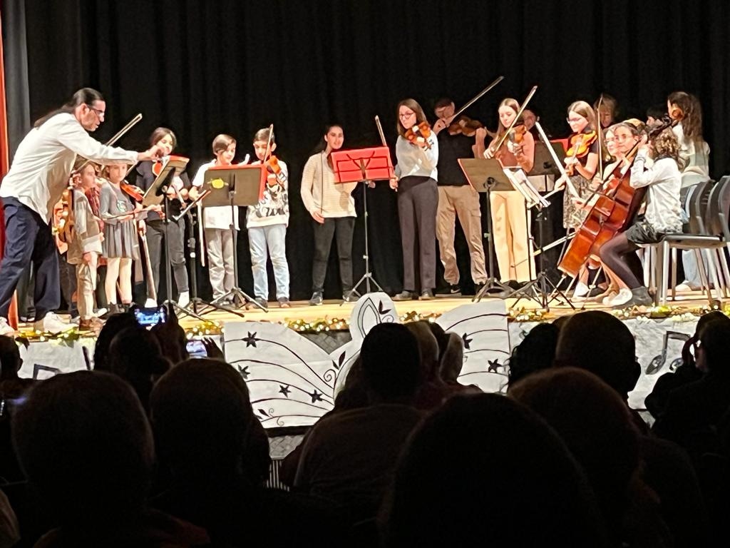 jsoleralcalde's tweet photo. Gran concert de Festa Major de la  jove formació de Corda de Calonge i Sant Antoni. https://t.co/HfGOWcLLL5