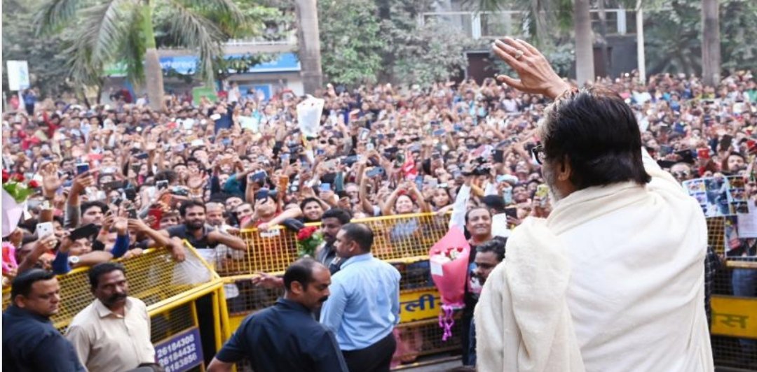 t_mozhgan's tweet photo. What a glorious moment it is to see you. My heart is there. Every moment I spend wishing to meet you. May God protect you... I love you. Happy Sunday everyone.
@SrBachchan 🧿
@RezaeiReyhan @sureshjumani @PravsAhuja19 @DrAnilLoveAB @CHINTANBANKO @ANURADHARAHEJA
#UUNCHAI #AB80 https://t.co/Xsl3RKguGa