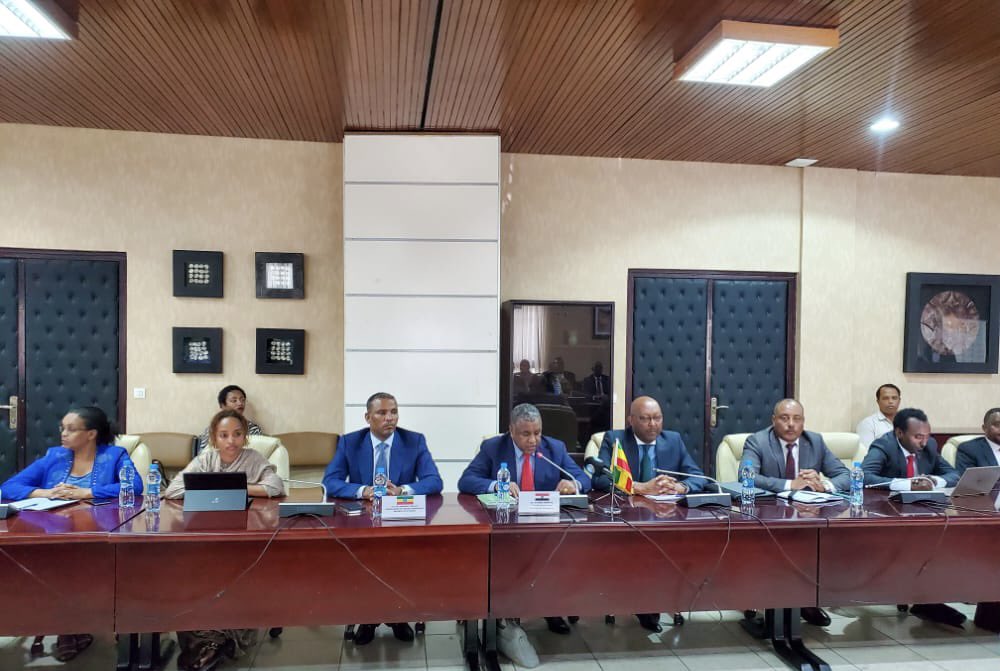 ETEmbassyJIB's tweet photo. The #Ethiopia|n Delegation, led by Dr. Girma Amente, and the president of the #Djibouti Chamber of Commerce, Youssouf Moussa Dawaleh, have officially launched a B2B and G2B forum aimed at strengthening the Ethio-Djibouti economic integration. https://t.co/4yzevhKTK7