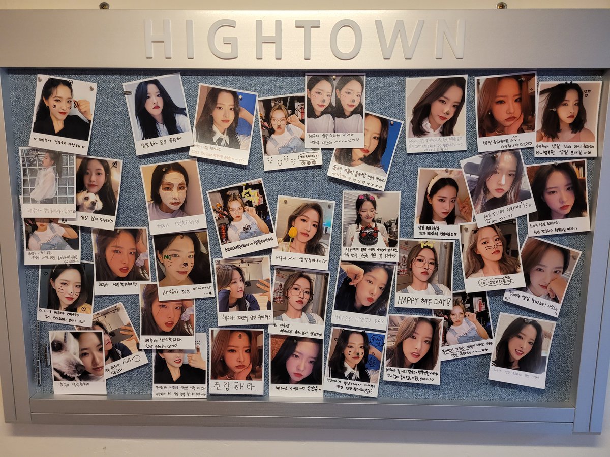 Shineting1112's tweet photo. #혜주와_구름위로_둥둥 

카페가 아담한데도 혜주로 넘쳐나서 행복했던 시간이었습니다
자리가 만석이라 밖에서 급히 인증하고 나왔네요ㅠ
혜주야 생일축하해~!

#Happy_OliviaHye_Day https://t.co/7FsDHmCMxC