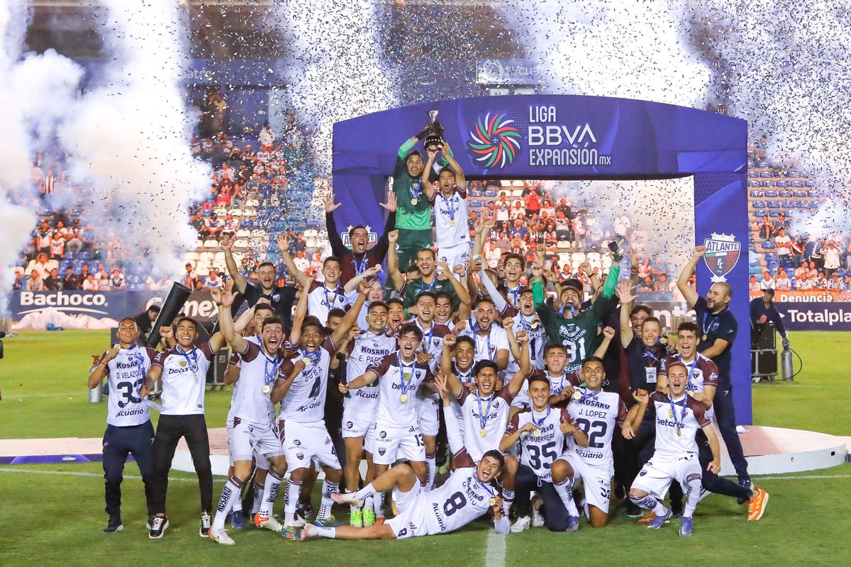 FALebanon's tweet photo. Mabrouk Daniel Lanud!

🇲🇽 🏆 Liga de Expansión MX Apetura   

👏🏼 @DLajudM https://t.co/iFnSeit5C8
