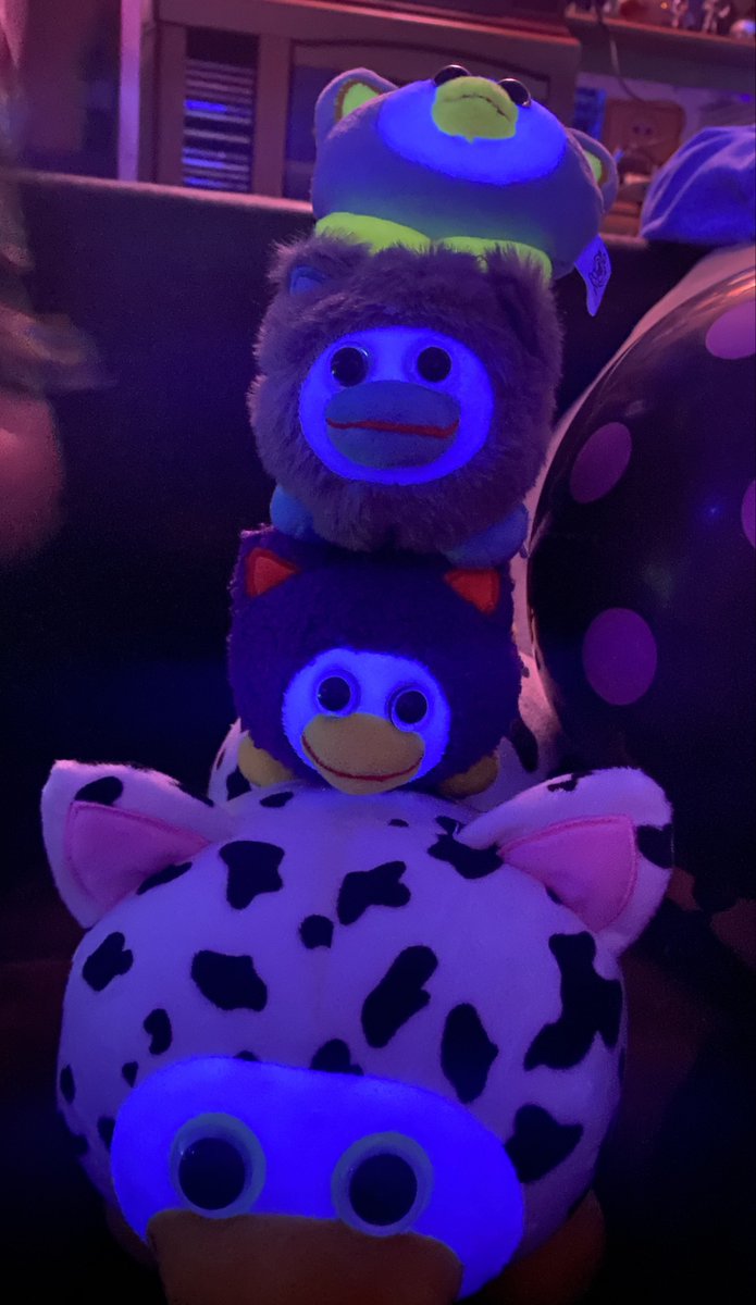 Mustard_IRL's tweet photo. WRIBEY joins the party
(I lost a fight to him) 
#commonmustardL #unfourtionateplay @itemlabel #peepy #growingupirish https://t.co/fgTZcu2ilv