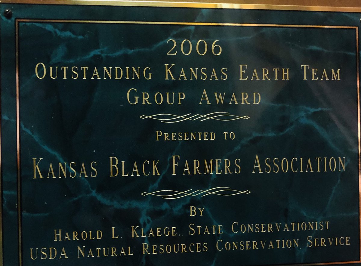 kbfa_kansas's tweet photo. 🤔Is there anyone @NRCS_kansas that still remembers our👨🏾🌾🌾event of 15 years ago⌛️that created this #KBFA recognition⁉️ …
🌻 https://t.co/9TpI9mvmom
