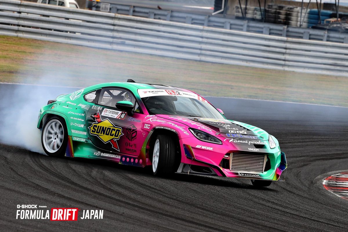 formuladjapan's tweet photo. 2022 #FDJ2 Rd.5
#FDJ2OKU #岡山国際サーキット

TOP16
Tomoyuki Kitashiba
北芝倫之 選手

Bye Run!!

#FormulaDriftJapan #FormulaDrift #FormulaD #FD #FDJ #FDJapan  #Yokohama #Advan #Neova #ネオバ #AD09 #横浜ゴム https://t.co/6gdDomKHlh