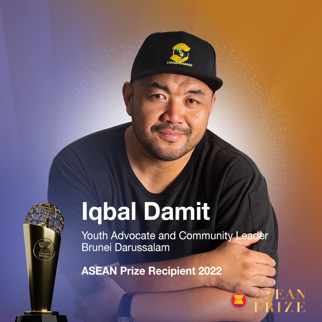 ASEAN's tweet photo. Iqbal Damit was announced as the recipient of ASEAN Prize 2022 at the 40th and 41st ASEAN Summit today! 

Learn more about the youth advocate from Brunei Darussalam: https://t.co/xOKOwZvNXI https://t.co/BElRdEnM6C