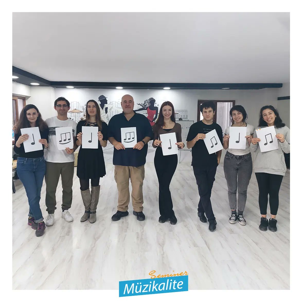 krkctango's tweet photo. Altuğ Bayrak ile keyifli bir 'Müzikalite Semineri' gerçekleştirdik. 🎶

#Tango'da buluşalım.

#tangoargentino #tangotime #tangomusic #argentinetango #tangolove #tangodance #tangoankara #dance #тангоанкара #müzikalite #müzik #music
#argentina #darienzo #pugliese #trolio https://t.co/00hTdddZl7
