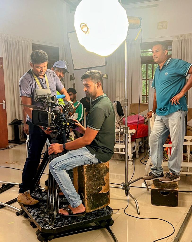 CaptureEye's tweet photo. No Leak Commercial Behind the scenes
.
.
#Int10nt #Britex #CaptureEye #VideoProduction #SeeingisBelieving https://t.co/ZHDehCksek