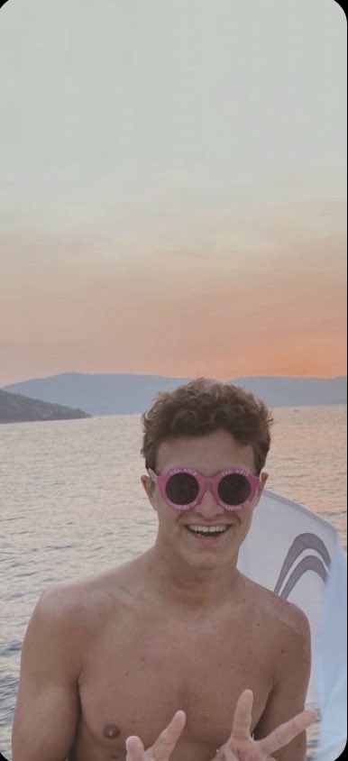 Happy birthday lando🧡<a href="/LandoNorris/">Lando Norris</a>