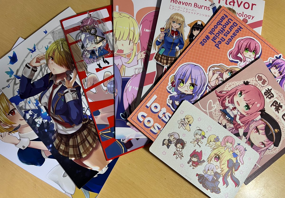 9aiiaJr7HG0OjyT's tweet photo. 今日の戦利品、売り切れて変えなかったものもありましたけど、ほぼほぼほしかったものは買えました。思えばコミケ以外のイベントって初めてかも。アットホームでとても雰囲気のいいイベントでした☺️
#KeyIsland8 https://t.co/inX1zKhqvF