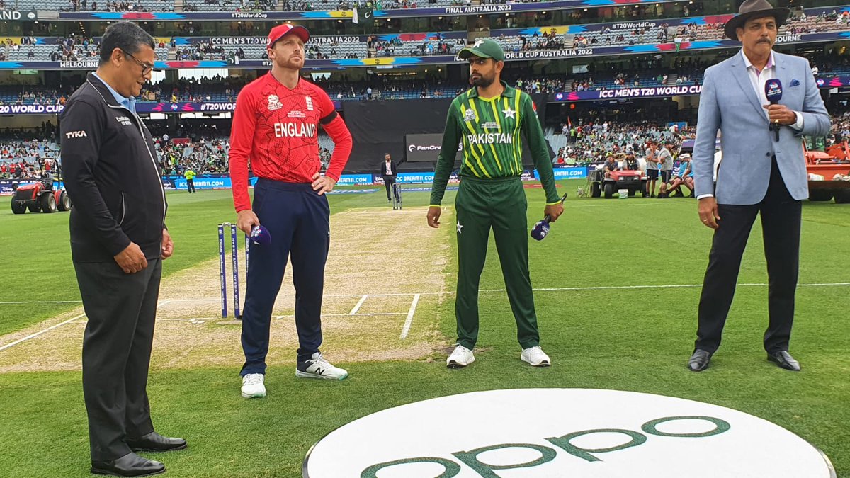 enn_nimra's tweet photo. 🚨 T O S S  A L E R T 🚨

England win the toss and opt to field first 🏏

#WeHaveWeWill | #T20WorldCup    | #PAKvENG https://t.co/kSmYLn8mo7