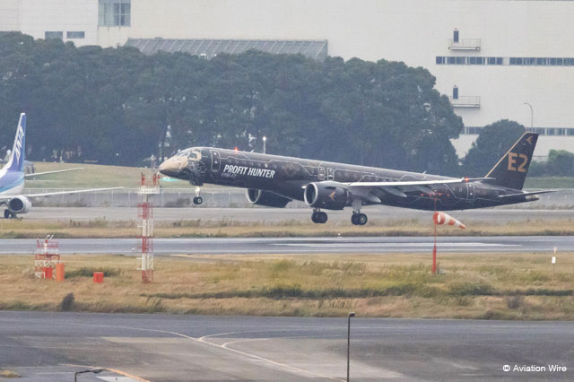 Aviation_Wire's tweet photo. E195-E2「TechLion」羽田到着 スペースジェットと同系エンジン https://t.co/0xYXtw7xA2 #E195E2 #TechLion #PRZIQ #PW1900G #羽田空港 @embraer https://t.co/IpPS9139xJ