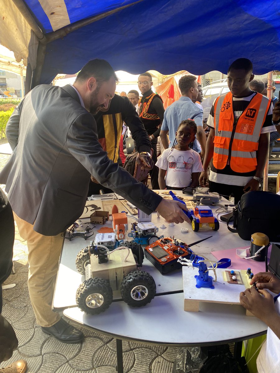 Dear <a href="/ChrisDennysUK/">Christian Dennys-McClure</a> 
We want to thank you for honoring us with your presence #smcon22. It was a wonderful experience to have you, as your presence added to the charm of the event.  <a href="/UKinCameroon/">UK in Cameroon🇬🇧🇨🇲</a> supporting local solutions for a sustainable digital economy.