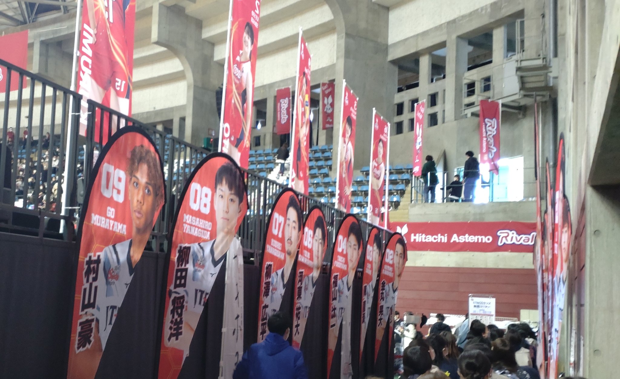 131543 ベストバイのロゴ