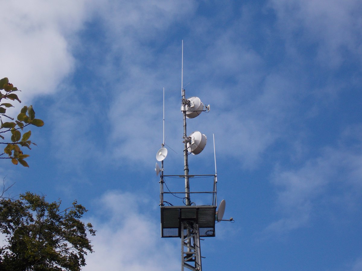 DARC_B37's tweet photo. Heute ab 10 Uhr wieder Deutschland-Rundspruch und OV-Runde auf DB0NU 438,675 MHz und DB0HAS-L 145.2375 MHz. Man hört sich! Auch über Echolink 939467 erreichbar! https://t.co/7SSScNDygY