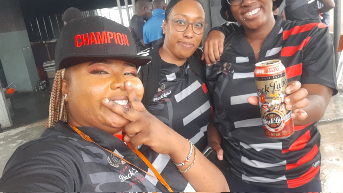 CarmenRene_'s tweet photo. The CBL Kitwe Derby buildup with @FcNkana &amp; @PowerDynamosFC fans was absolutely amazing yesterday, thank you International Joe Wasamu @Wasamunu9 for gracing us with your presence.⚽️❤ https://t.co/leJNPCtZYH