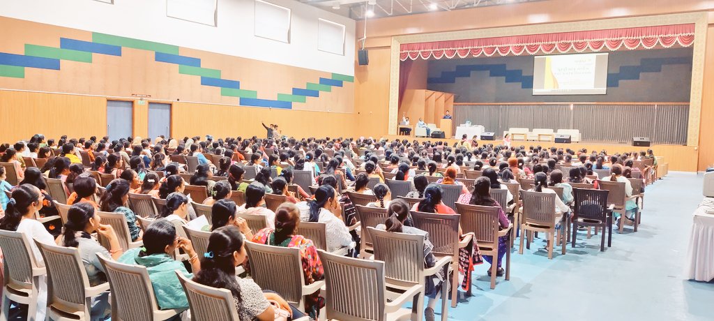ERO_158's tweet photo. 1st phase of training & hand's on practice for #EVM to polling parties by #158kamrej team. @collectorsurat @CEOGujarat
#AVASAR #Election2022 https://t.co/4ZXl8W6VuH