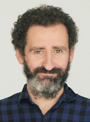 merlinpapin3's tweet photo. .@FredOL69007 On souhaite un Bon Anniversaire au réalisateur et scénariste #JonGarano qui a 48 ans , on lui doit
Balenciaga
Une Vie Secrète
Handia
Loreak
80 Jours https://t.co/vXC8d2YxpA