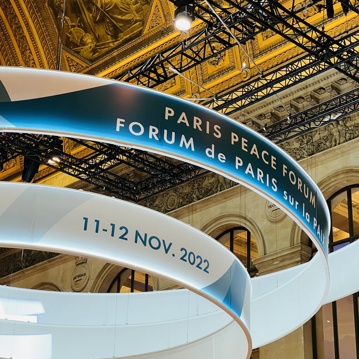 Congrats + thank you @ParisPeaceForum. Yet again #PPF22 has showed the way to solutions for more collective action to the world’s major challenges. With @SciencesPo founding member, dozens of @PSIASciencesPo students, faculty & the substantive action of Dean @AranchaGlezLaya