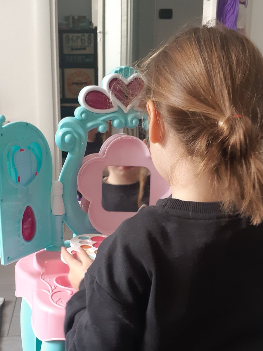 Helen Marie McKinney tweet media