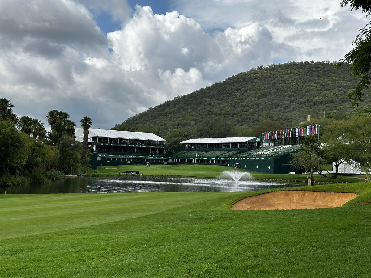 Play has been suspended in the final round due to threat of lightning in the area ⚡️ #NGC2022 #AfricasMajor