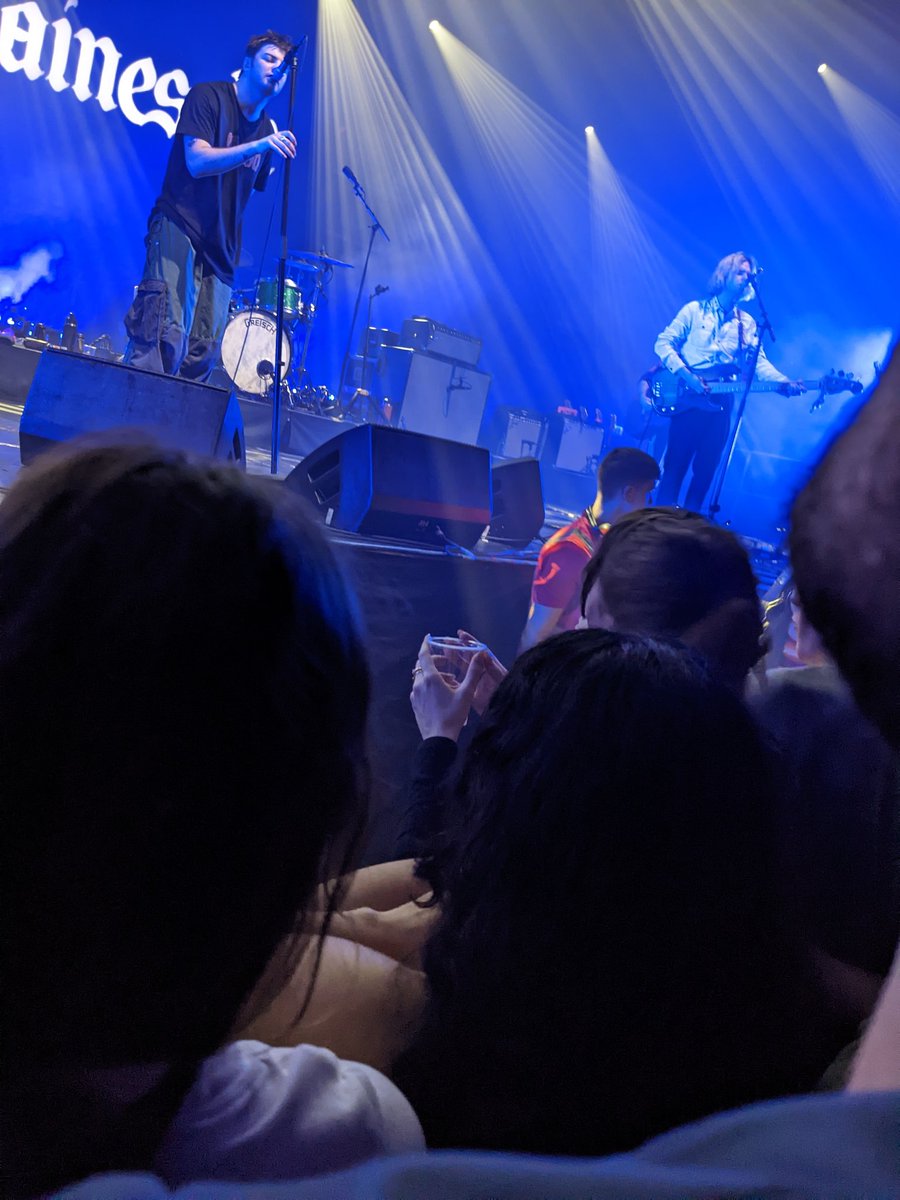 ReubenODea's tweet image. #FontainesDC predictably brilliant in Manchester last night. What. A. Noise. Feeling predictably less brilliant on the rail replacement bus back to Nottingham this morning 😬