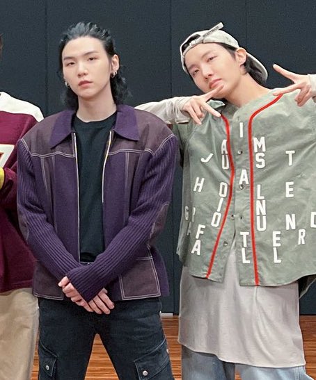 “i am just a hole” on hoseok’s shirt its true