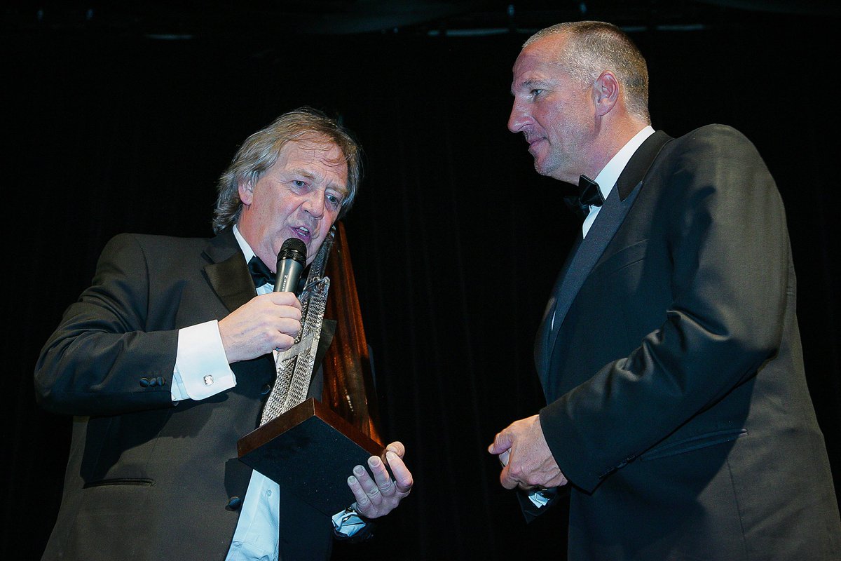 BeefyBotham tweet media