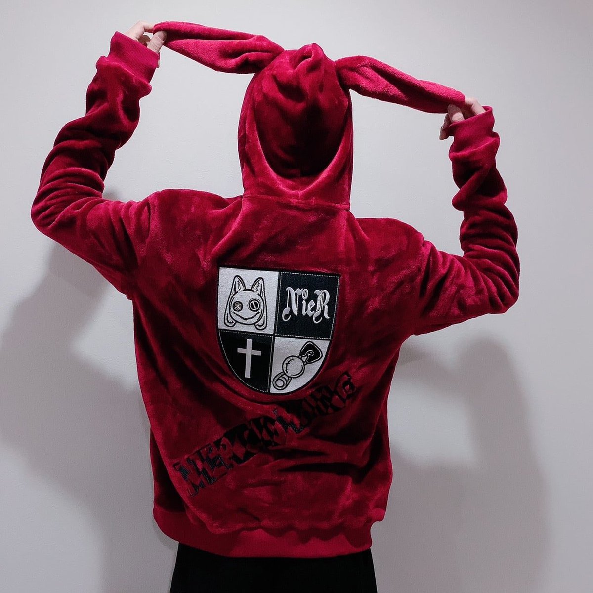 NieR_tokyo's tweet photo. 🎁本日〆切プレゼント企画🎁

うさ耳付きふわもこBURGUNDY PARKA

🎁2名様にプレゼント🎁

ユニセックスアイテムです🐰

◼応募方法
フォロー(@NieR_tokyo) &amp; RT
◼締切〆  本日24時

※鍵垢の方も対象内です。
是非ご参加ください🙇‍♂️🙇‍♀️ https://t.co/km1RbPAdiH