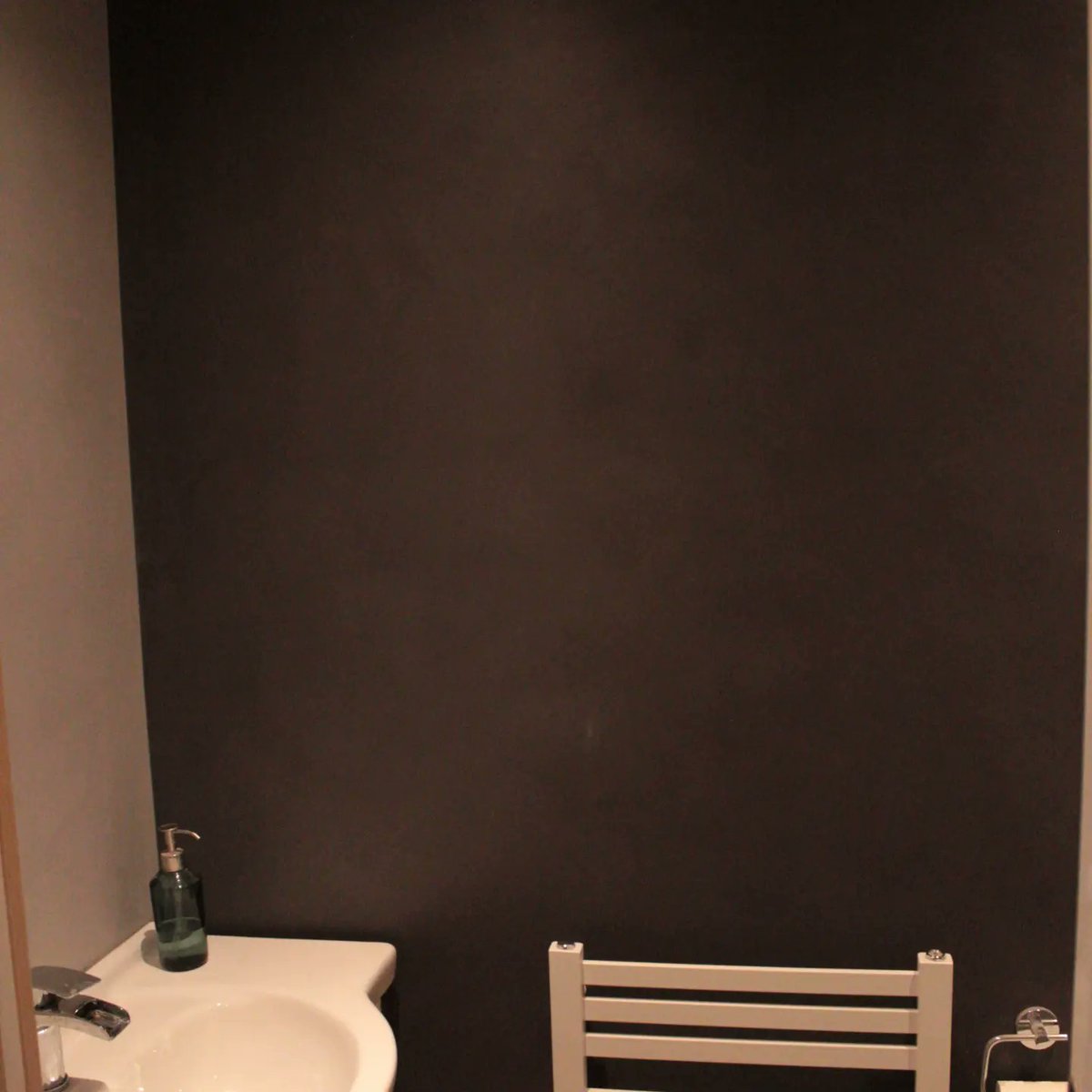 Art_Decorating's tweet photo. Some clients really have good taste for design like the one we recently finished this project for, Have you design idea in the way you want and let us make it happen. Let us know if we can help you with your Venetian plaster microcement project and let us carried out your project https://t.co/TX6V7yyn72