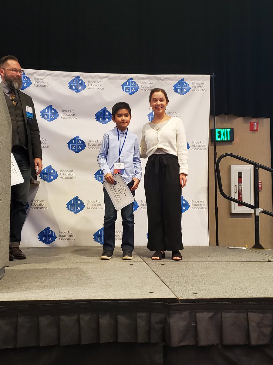ms_mARTinkus's tweet photo. Congrats to Isaac our state winner from Lyle! @LyleDragons @ISD109 #ILAEA2022 #D109pride https://t.co/Pdahonj0ot