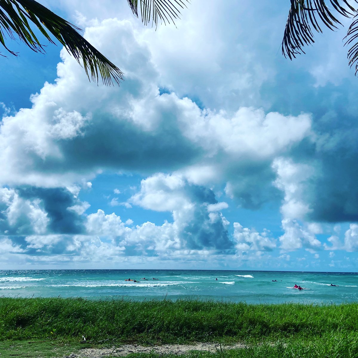 ridethetidesurf's tweet photo. Today we got nudged up to #surferspoint gotta hope the wind stays low and the #surfteam catch a few good ones. https://t.co/w5JM1gN0Pu