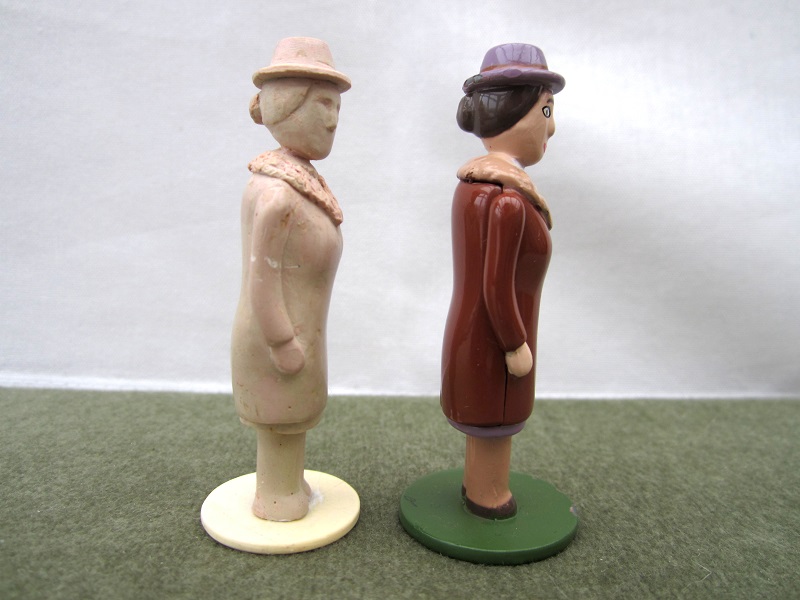 I presume that the Dowager and Mrs Kyndley 'prototypes' are clay sculpts as they feel colder to touch. Also presume that moulds were made from these (note the reddish residue) to reproduce in resin like the Lady Hatt figure seen previously.