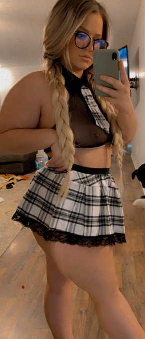 is my skirt too short? 😳 https://t.co/Yl028LBnmg