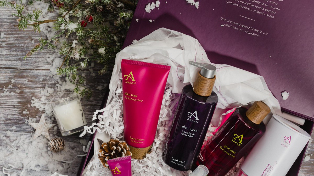 Looking for something more personal this Christmas? 

Shop using our online #GiftBuilder, just select which items you want to gift and our experts will handpick and package these up in our ARRAN gift boxes - ready to give ✨

Personalised Gift Builder: bit.ly/3bWxqhQ