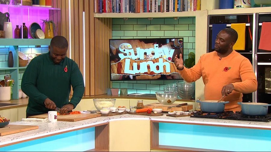SundayBrunchC4's tweet photo. A few more 📸 of our guest chef’s @OriginalFlava_ ! Shaun and Craig cooked some amazing food for us today!!!🍗🤤 #OriginalFlava https://t.co/ZujMeq1hyn