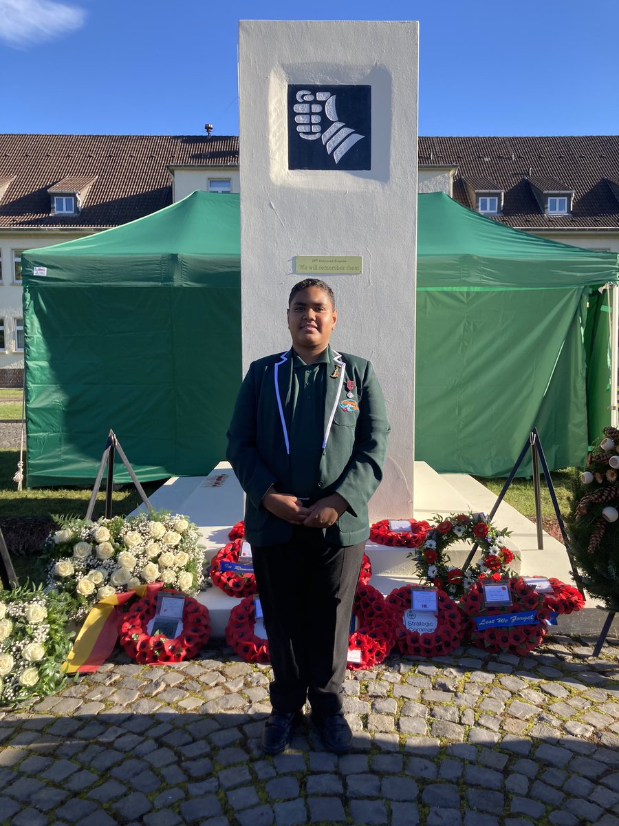 Amy86Cunningham's tweet photo. Our super Y6 representing @AttenboroughSc1 at today’s Remembrance Service. https://t.co/ev3qulIAWZ