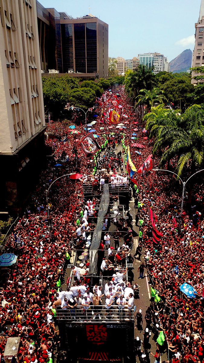 eimariacrf's tweet photo. A MAIOR DO MUNDO, JAMAIS COMPARE!!! https://t.co/Kb1JcTdvAS