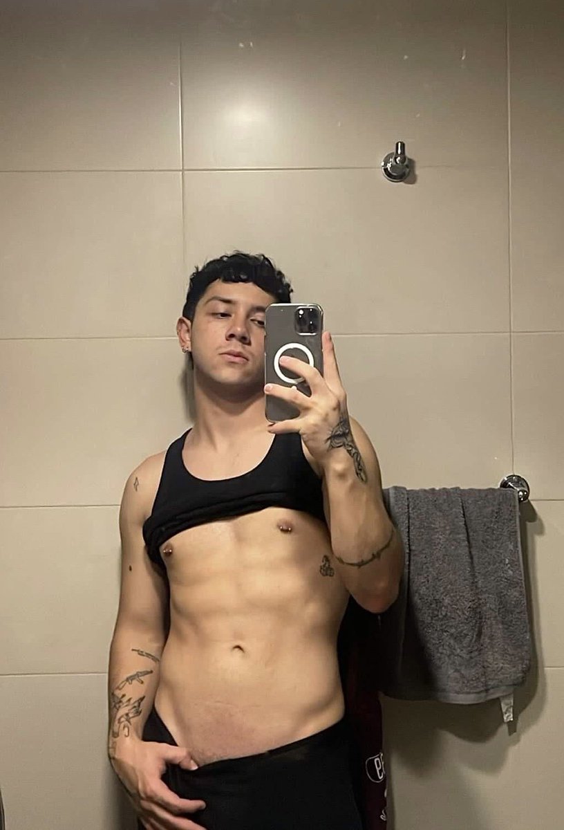 _daniiiiiiel's tweet image. Días