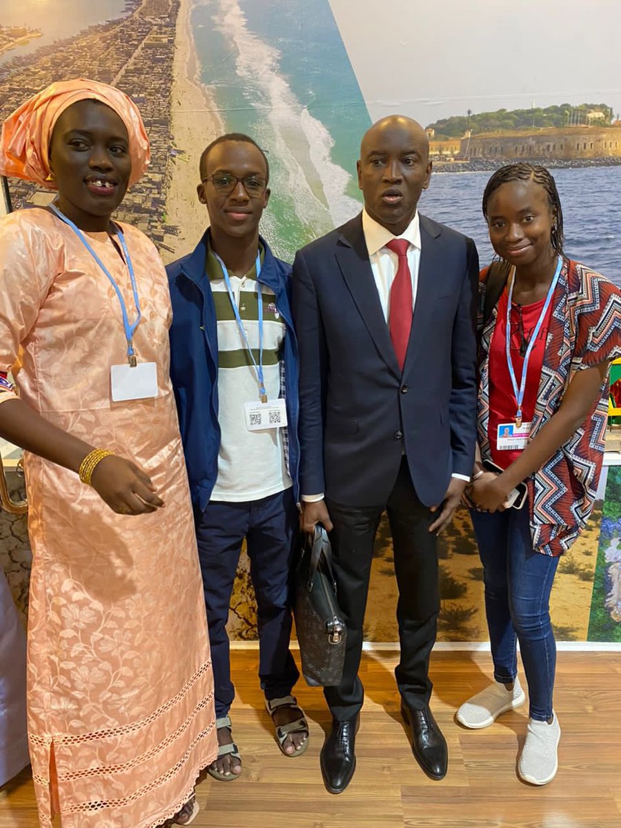 MayaDieng00's tweet photo. Toujours en compagnie de nos collègues Mme @Fanta_Senegal et M. @Aly_Ngouille, Ministre de l’agriculture, de l’équipement rural et de la souveraineté alimentaire! Le Sénégal 🇸🇳 est bien représenté à la #COP27
#cop27egypt #TogetherForImplementation #kebetu #Senegal @SarrYero2 https://t.co/HOzL56kZRY