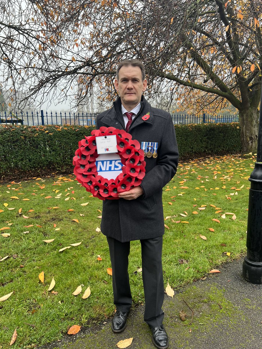 doccrichton's tweet photo. @MyDoncaster event to mark Remembrance Day this morning. Laying a wreath on behalf of @NHSSYICB and @SYhealthcare #LestWeForget https://t.co/ONo74at3Mb